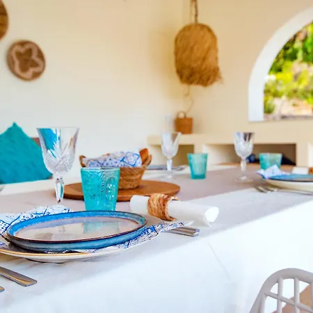 Casa Benissima - With Large Swimming Pool And Sea View -